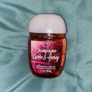 Champagne & apple honey sanitizer- bath and body works